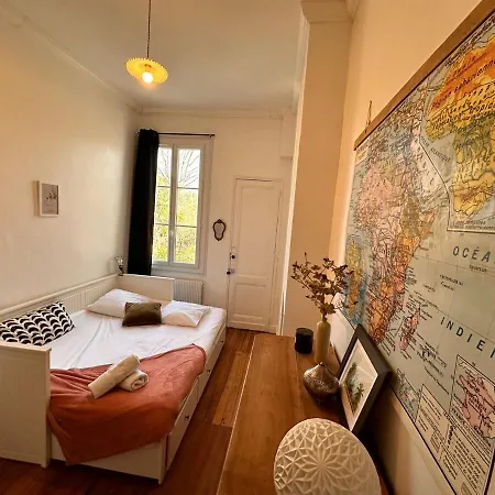 Tropical House Willa